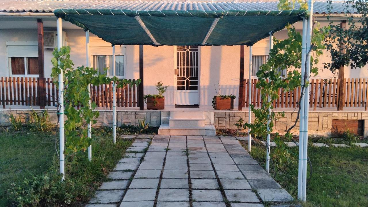 Villa Costa Agía Triás Buitenkant foto