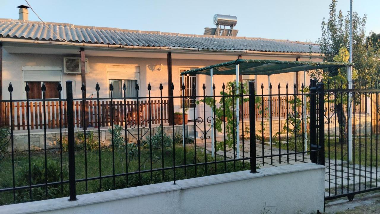 Villa Costa Agía Triás Buitenkant foto